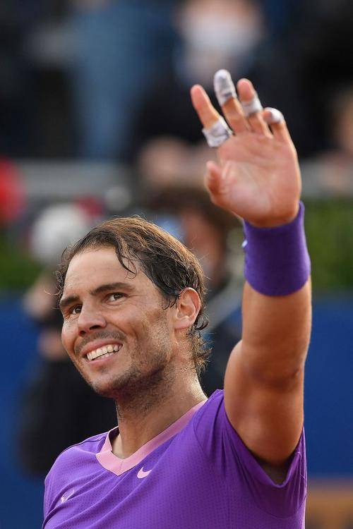  阿扎伦卡巅峰对决，纳达尔与30激战FPX分钟，爆冷胜负难料！