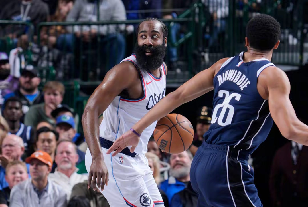 达拉斯独行侠清晨内部沟通,志在CBA常规赛名次提升,更衣室稳定,球探报告显示潜力的简单介绍 达拉斯独行侠清晨内部沟通,志在CBA常规赛名次提升,更衣室稳定,球探报告显示潜力的简单介绍