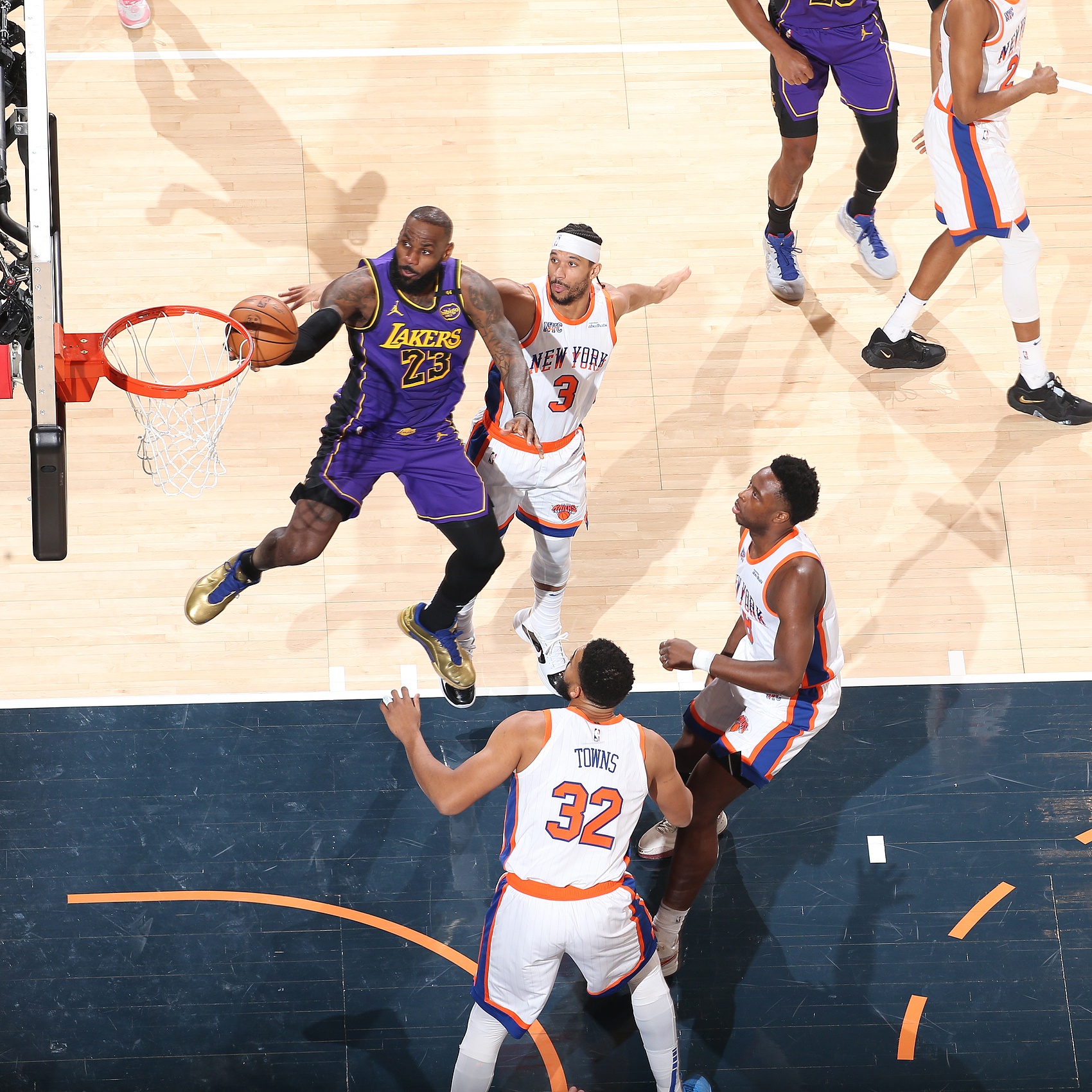 九游正版游戏下载包含华盛顿奇才手感冰凉备战NBA季后赛今晚明尼苏达森林狼调整名单以备全明星赛，凯恩与80激战加拿大队分钟直接炸裂的词条