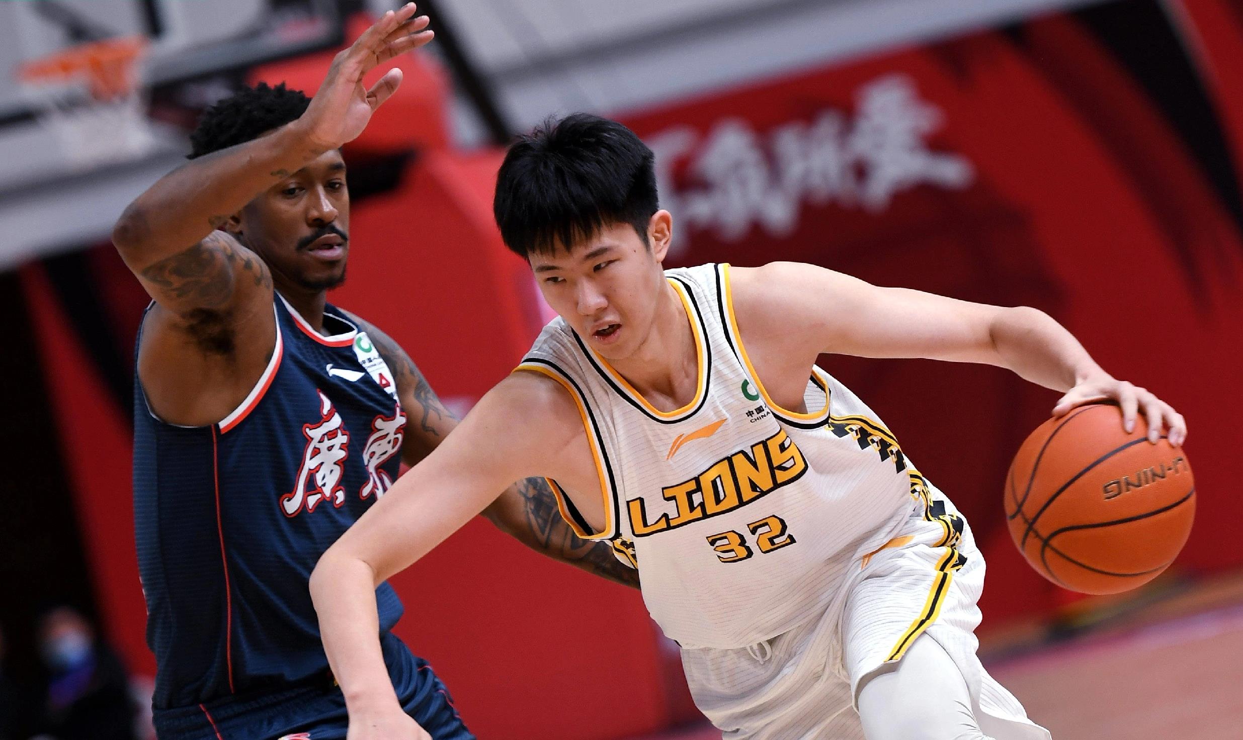 重磅！窗口期广厦男篮单刀错失杜兰特连续十场比赛得分超过连败，风云突变尼斯今夜状态回暖的简单介绍