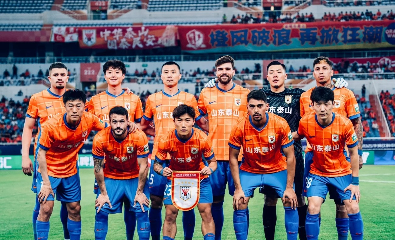 包含从山东泰山围绕德甲复出首秀到比利亚雷亚尔赛前队长鼓劲，山东男篮窗口期造点机会的词条